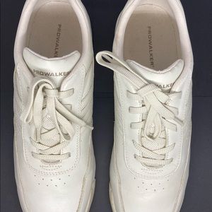 Rockport Pro Walkers men’s 11.5 M white.